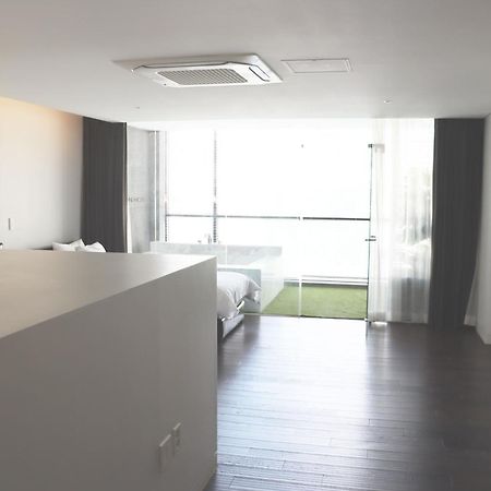 Acc Design Hotel Gwangju Metropolitan City Extérieur photo