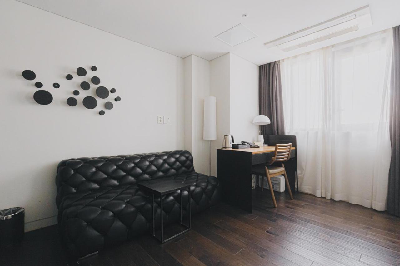 Acc Design Hotel Gwangju Metropolitan City Extérieur photo