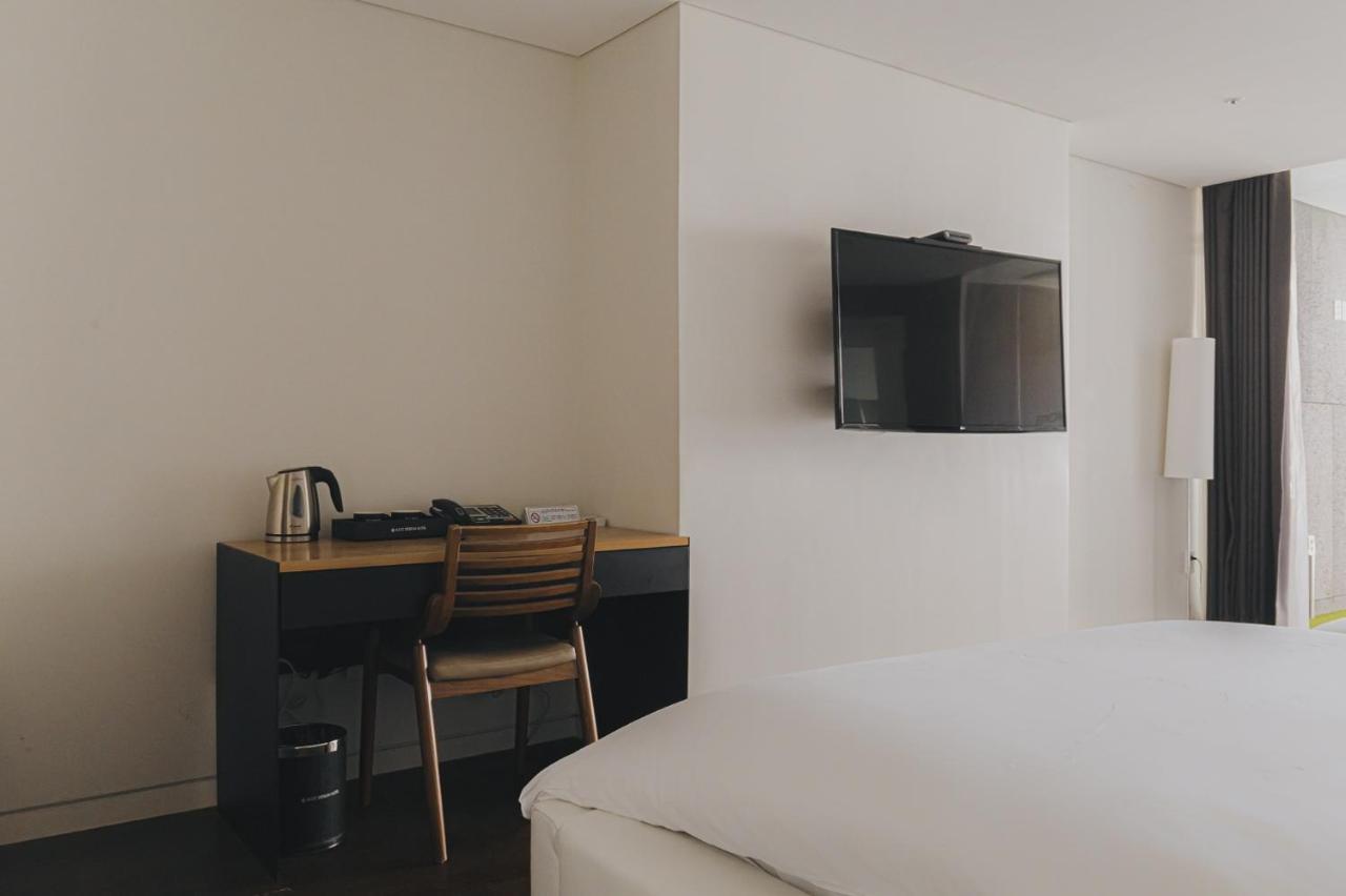 Acc Design Hotel Gwangju Metropolitan City Extérieur photo