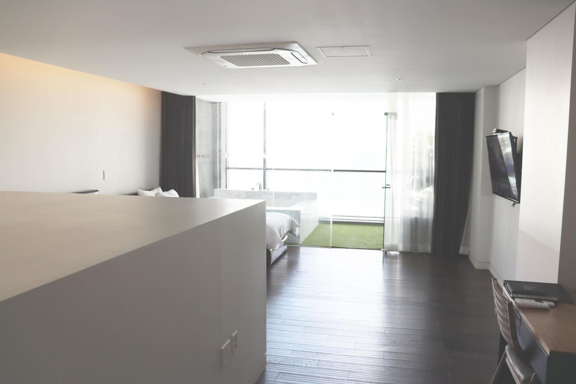 Acc Design Hotel Gwangju Metropolitan City Extérieur photo